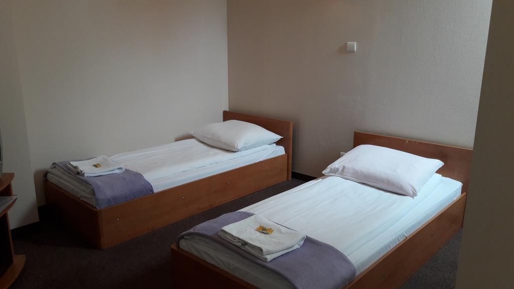 Dom Turysty Motel Kostrzyn nad Odra Dış mekan fotoğraf